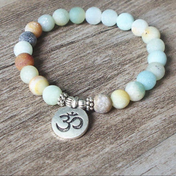 BRAND NEW EARTHY LOTUS FLOWER BEADED BRACELET💚 - Picture 3 of 4